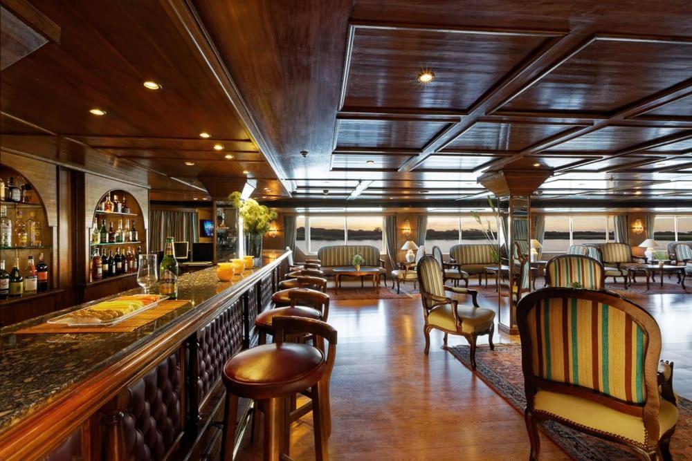 Nile Cruise 3 Nights From Aswan To Luxor Every Friday, Monday And Wednesday With Tours エクステリア 写真